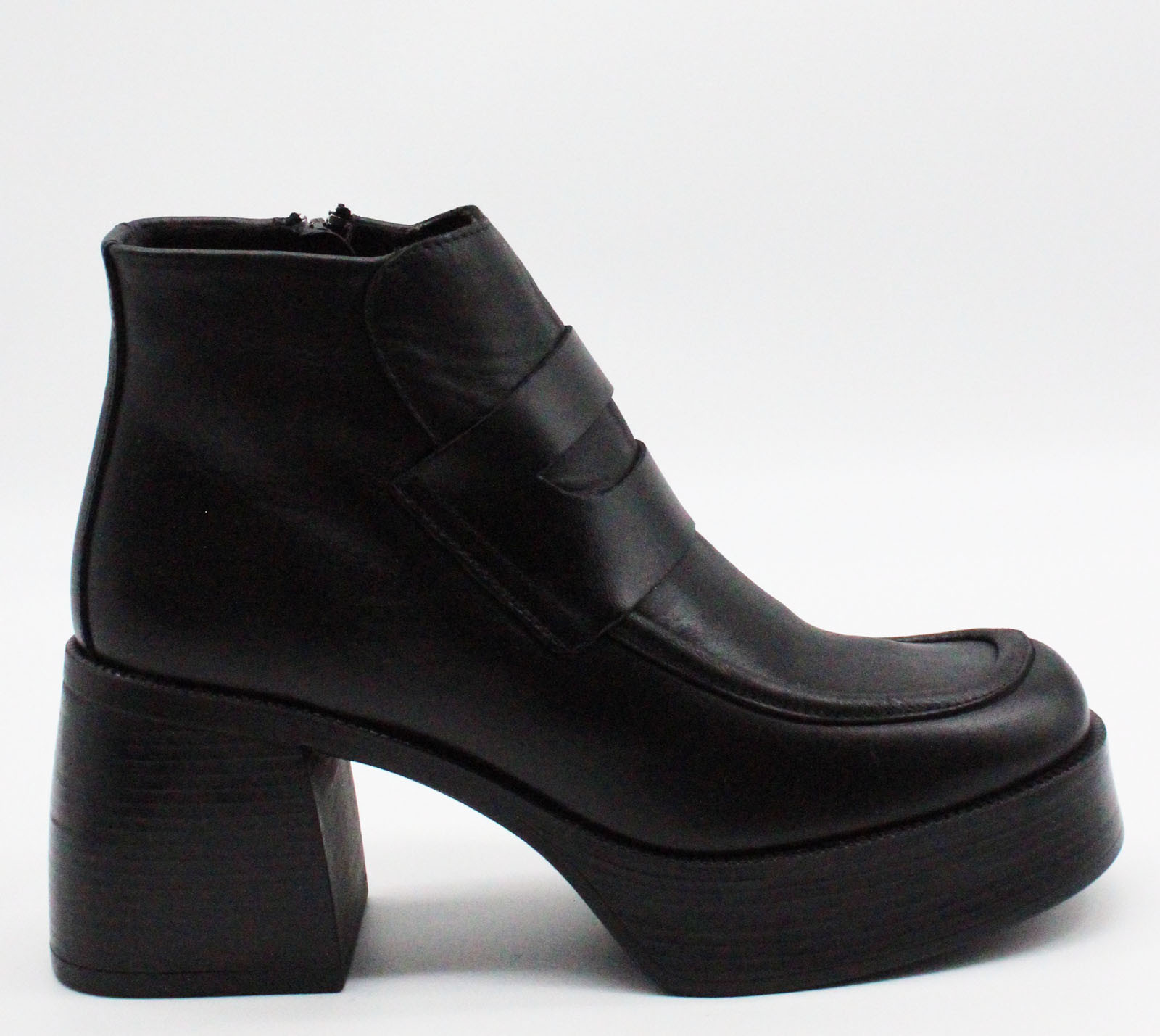 Bertuchi Plateau Stiefelette 1120