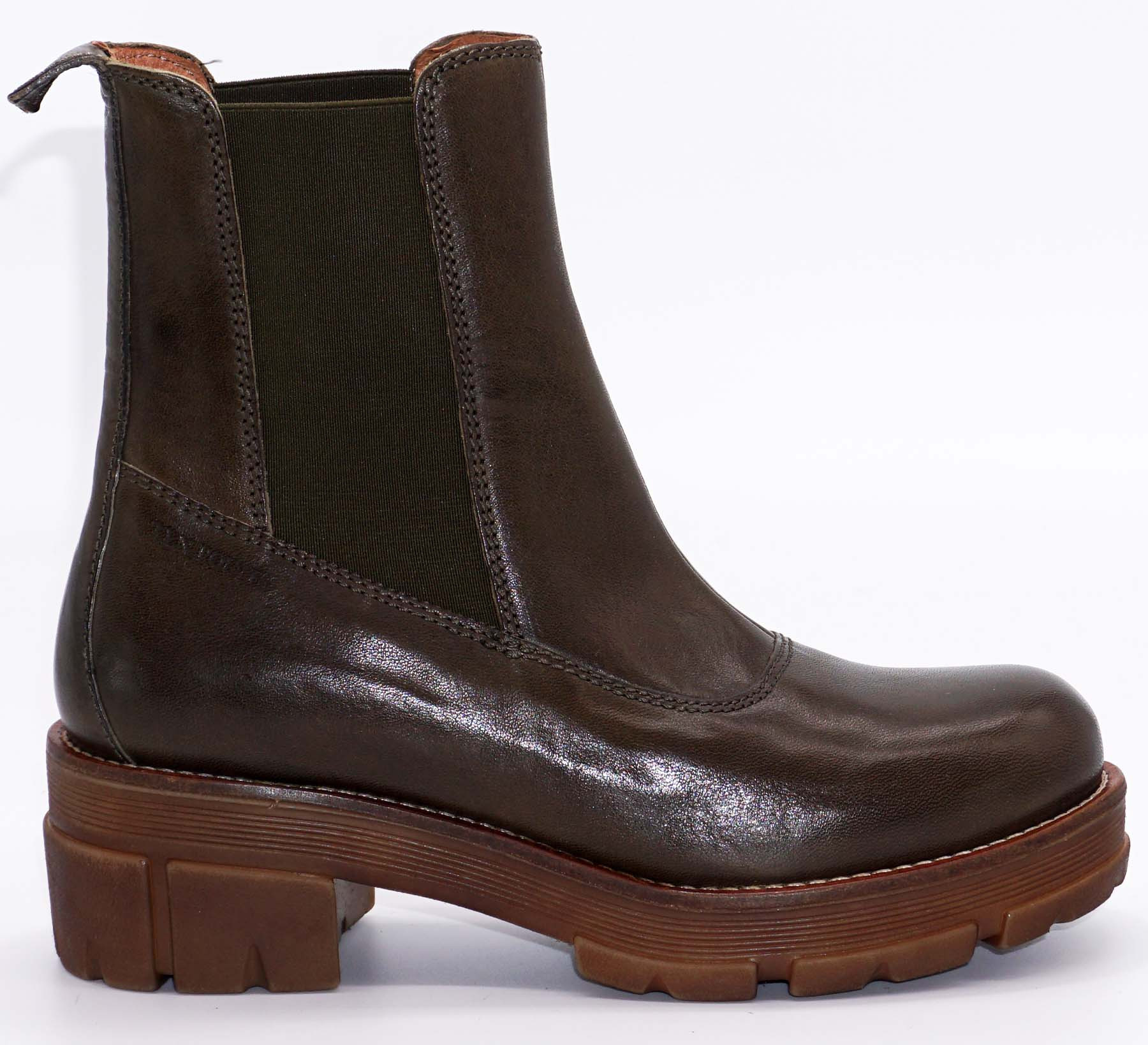 Ten Points Chelsea Boots Cecilia