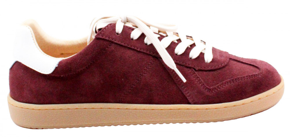 Ten Points Sneaker Edit