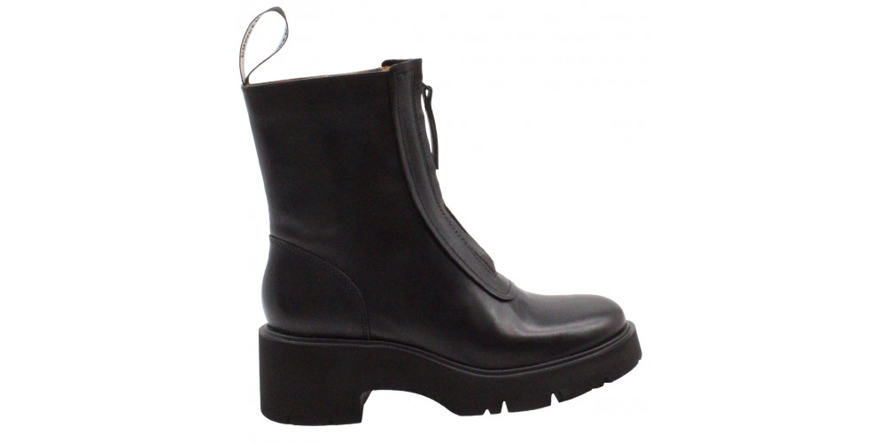 Camper Stiefelette Milah