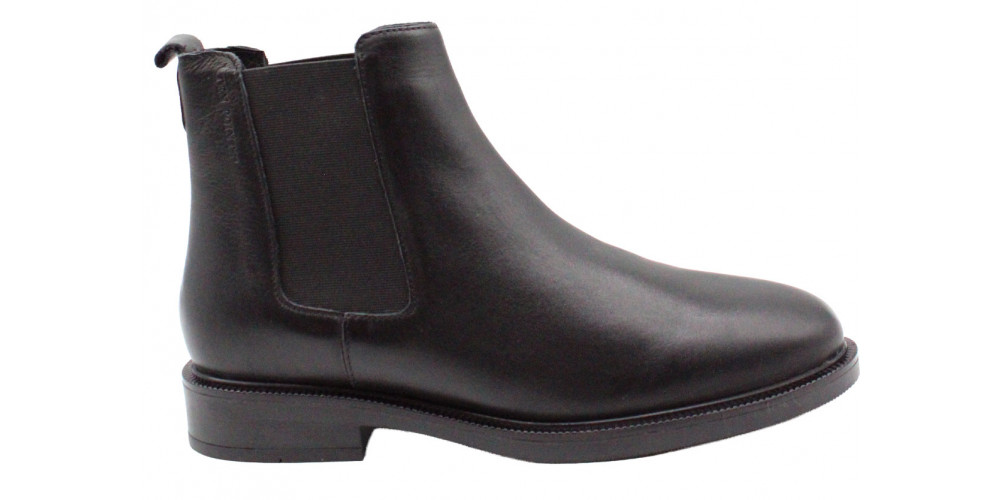 Ten Points Chelsea Boots Emma